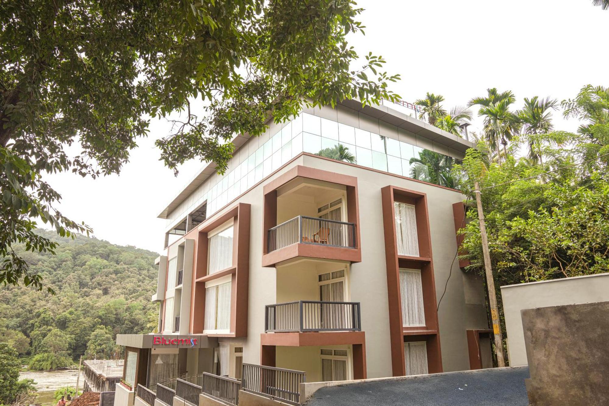 Bluemist Resorts Athirappilly Ngoại thất bức ảnh
